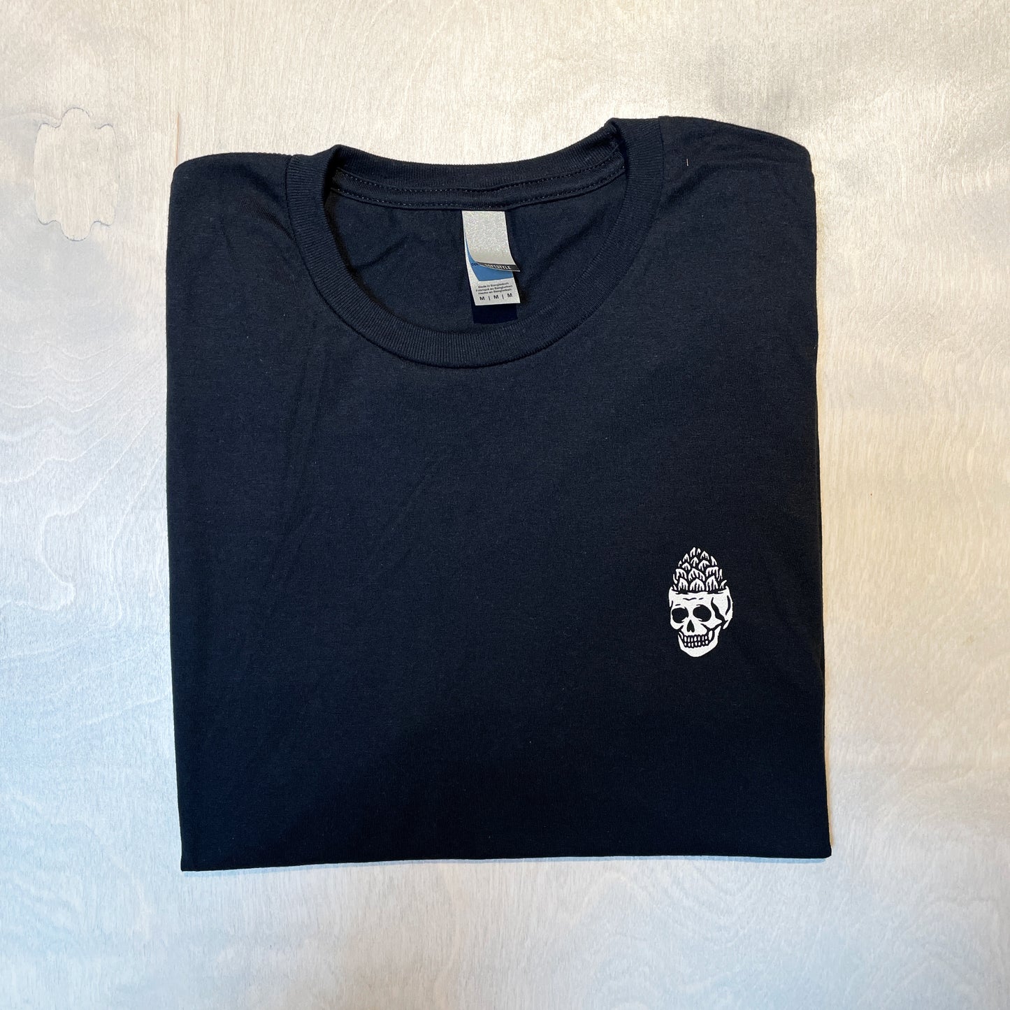 
                  
                    Big Fish Skull T-Shirt (Black)
                  
                